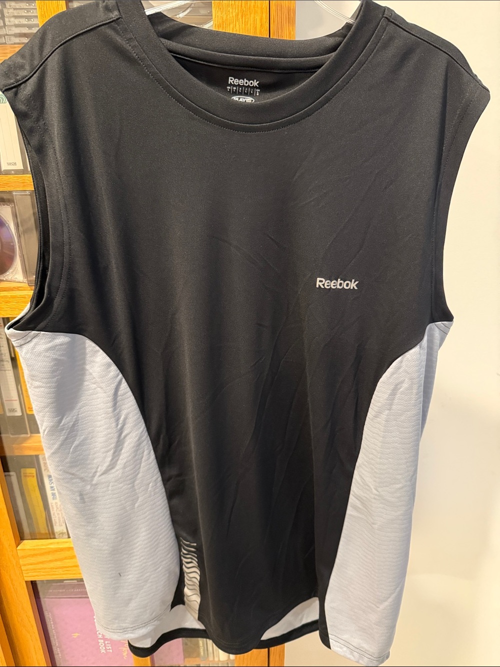 Reebok Black and Light Gray Sleeveless Performance Tank Large
